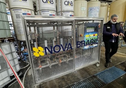 Skid de dosagem instalado na Química Nova Brasil